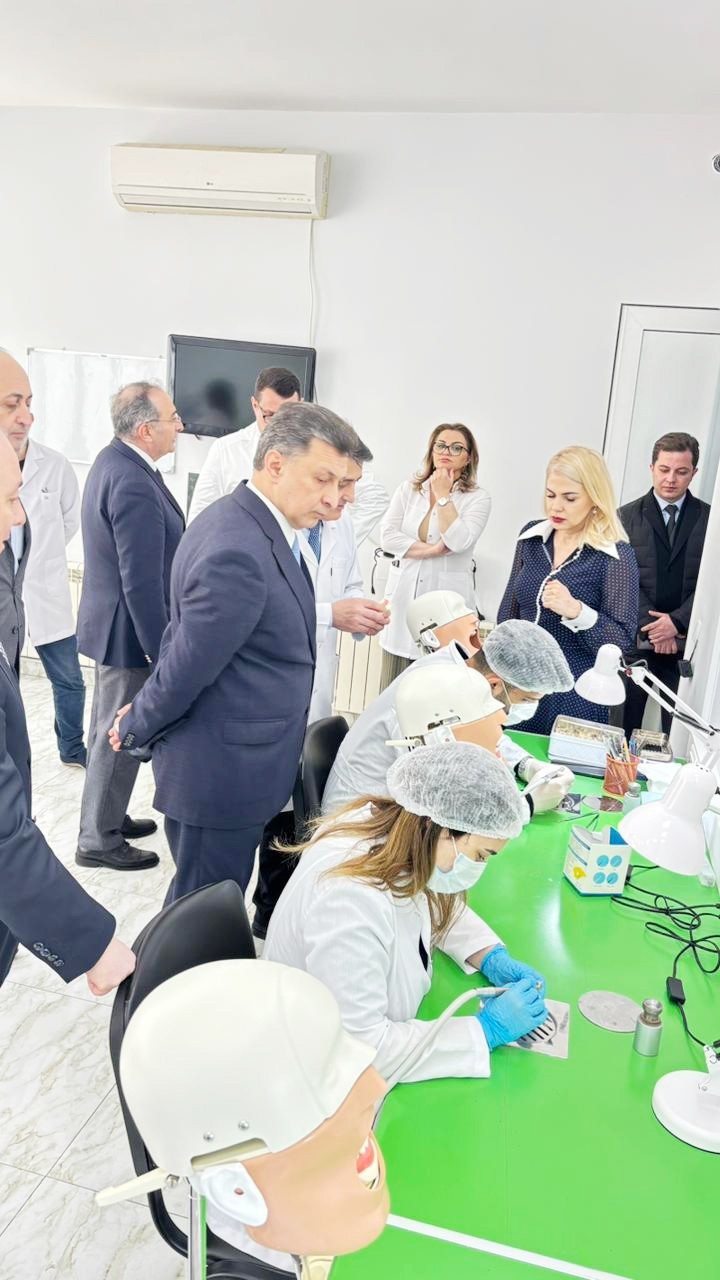 ATU-da stomatologiya sahəsində müasir tələblərə uyğun Tədris Mərkəzinin açılışı olub - FOTO/VİDEO